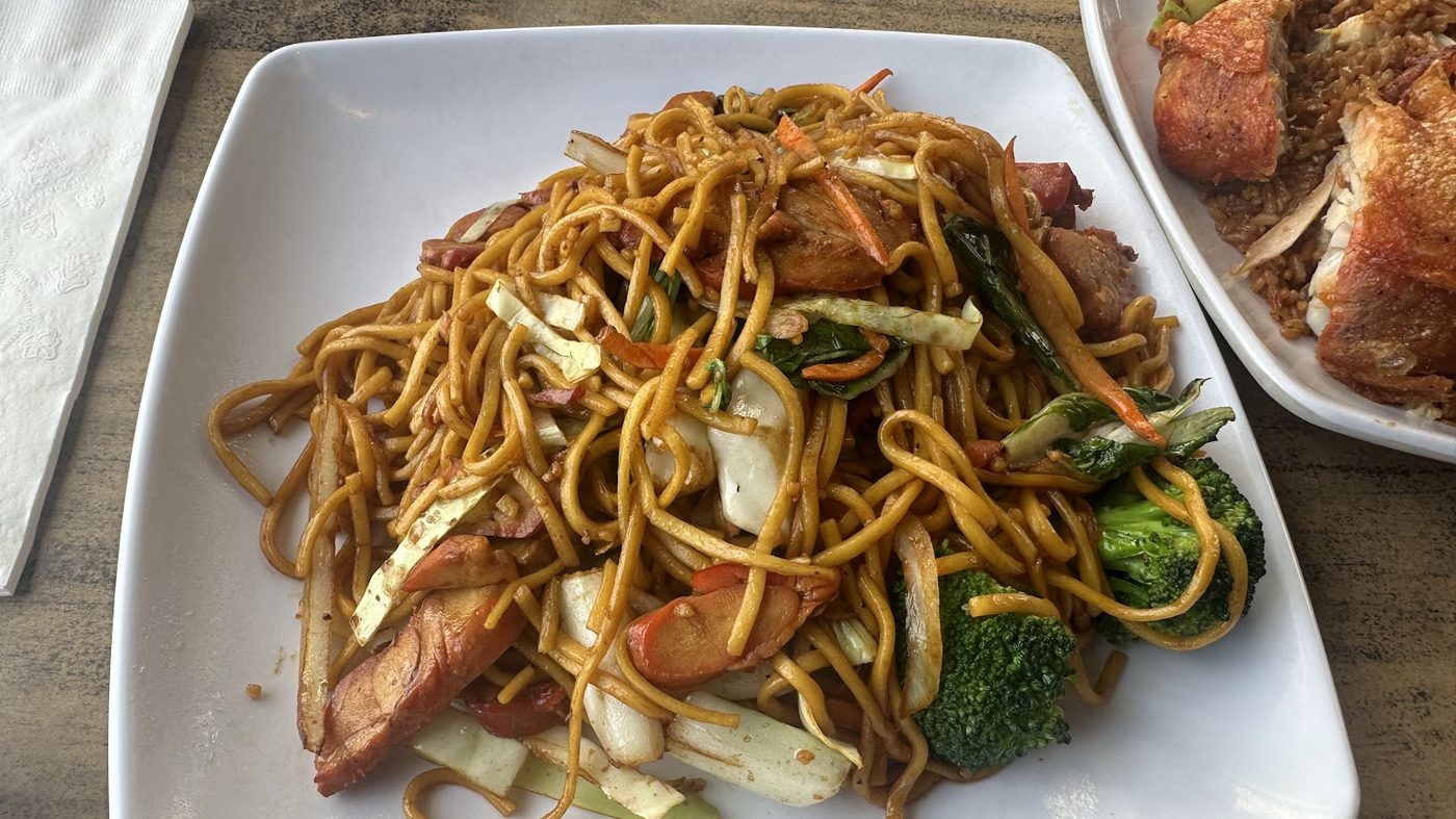 Chow mein with wings